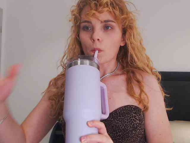AnnaEvv webcam