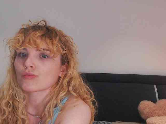 AnnaEvv webcam