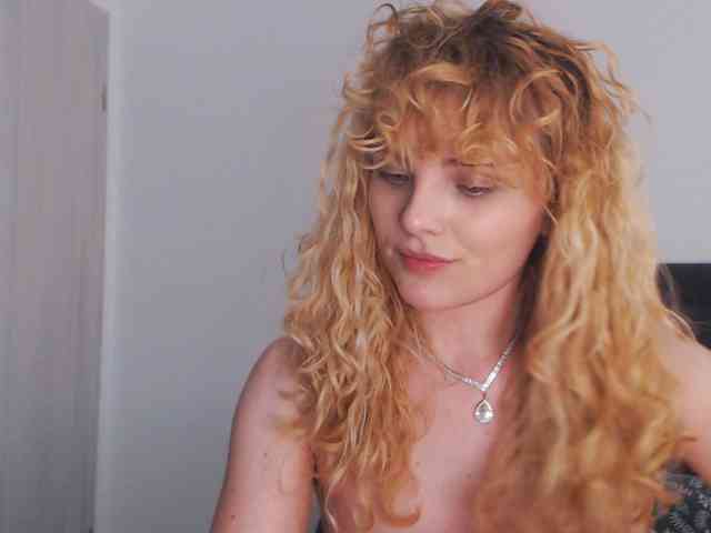 AnnaEvv webcam