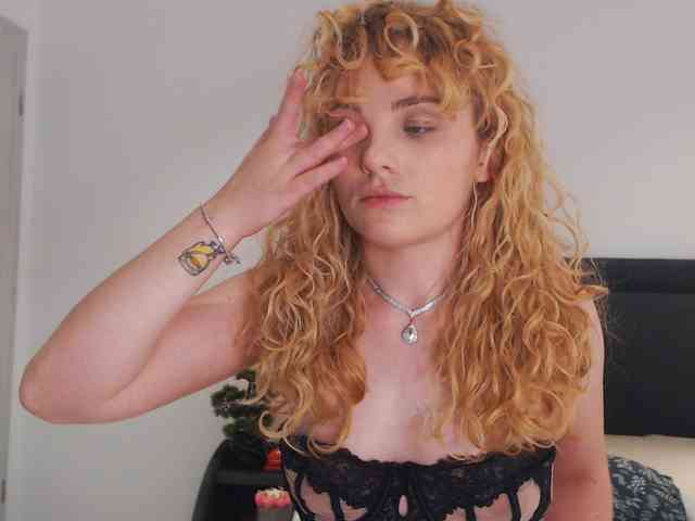 AnnaEvv webcam