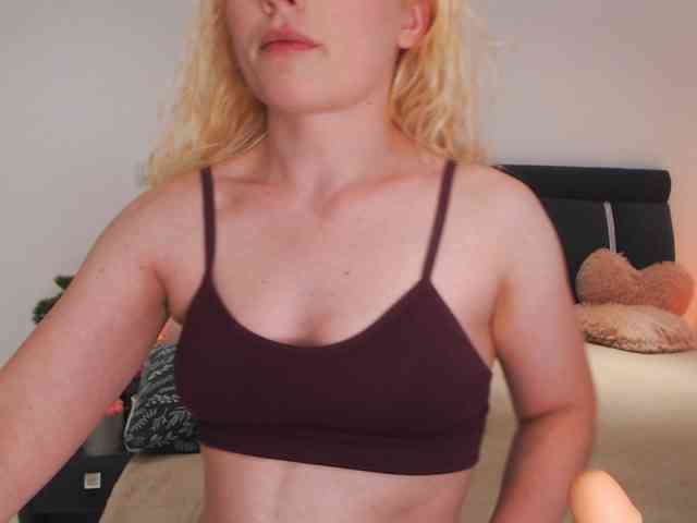 AnnaEvv webcam