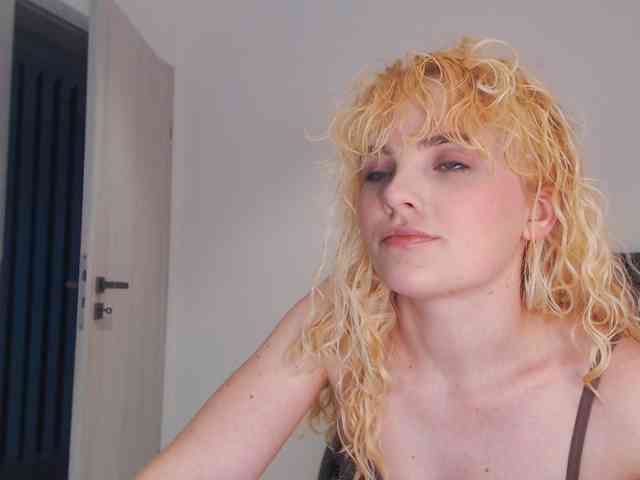 AnnaEvv webcam