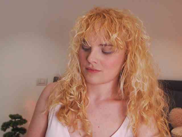 AnnaEvv webcam