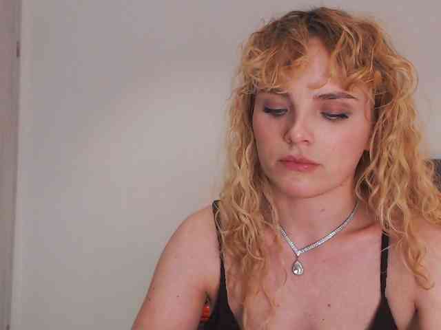 AnnaEvv webcam