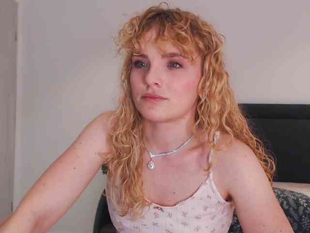 AnnaEvv webcam