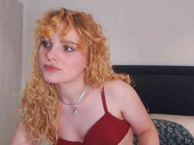 AnnaEvv webcam