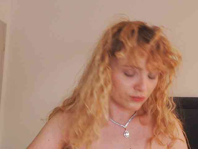 AnnaEvv webcam