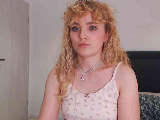 AnnaEvv webcam