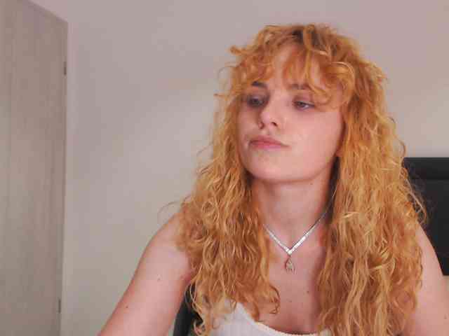 AnnaEvv webcam