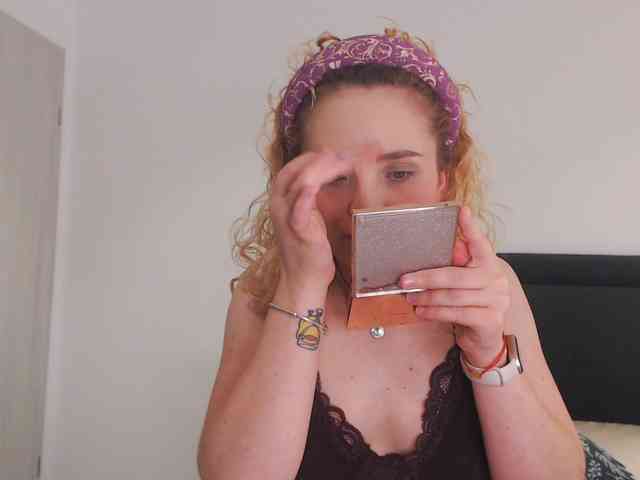 AnnaEvv webcam