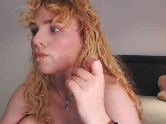 AnnaEvv webcam