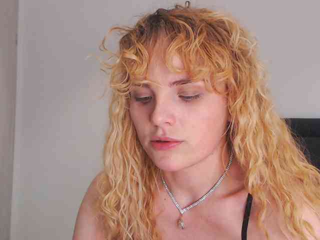 AnnaEvv webcam