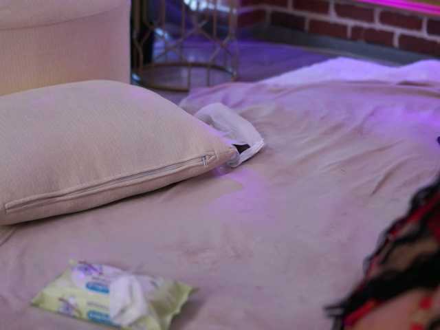 DoctorYangg live cam on BongaCams
