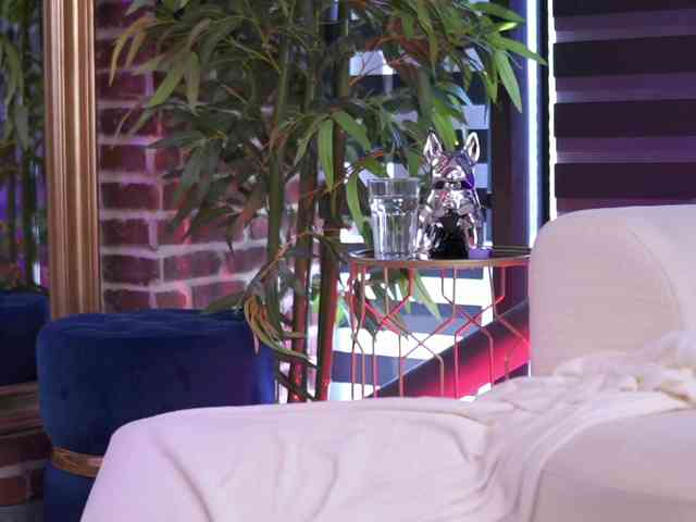 DoctorYangg webcam