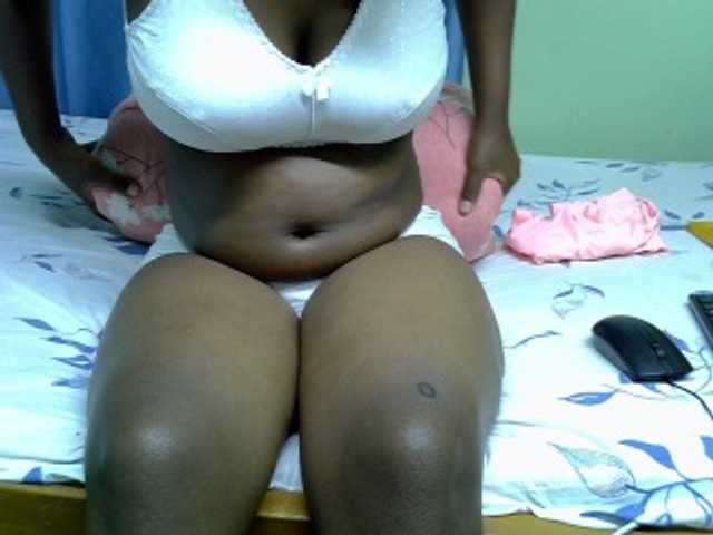 Sexxyboobies23 live webcam show