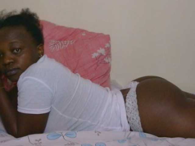 Sexxyboobies23 live cam on BongaCams