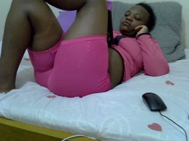 Sexxyboobies23 on Bongacams