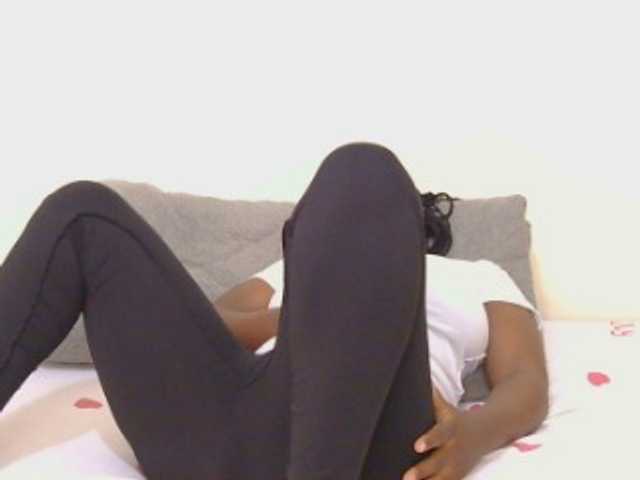 Sexxyboobies23 live cam on BongaCams