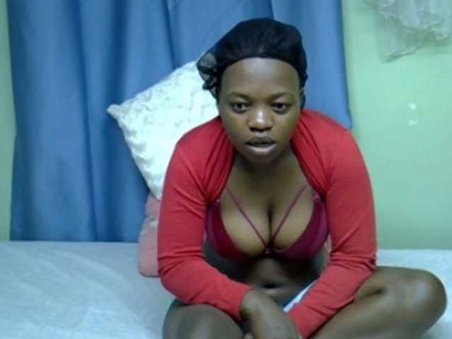 Sexxyboobies23 live cam on BongaCams