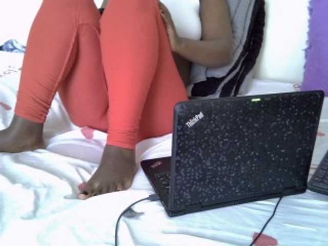 Sexxyboobies23 live cam on BongaCams