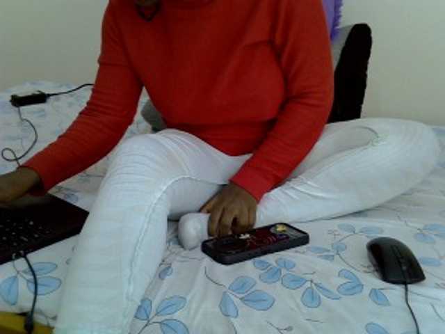 Sexxyboobies23 live cam on BongaCams