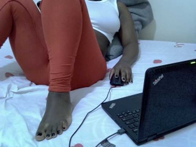 Sexxyboobies23 live cam on BongaCams