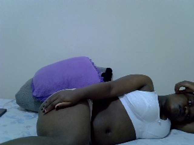 Sexxyboobies23 live cam on BongaCams