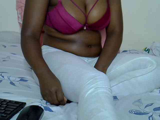 Sexxyboobies23 webcam