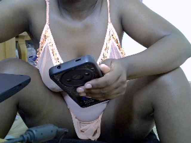 Sexxyboobies23 webcam