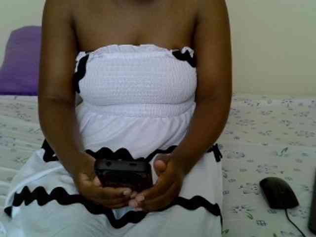 Sexxyboobies23 webcam