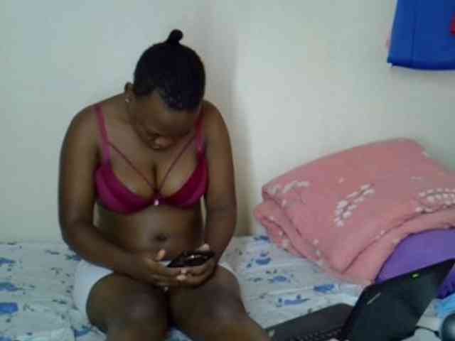 Sexxyboobies23 webcam