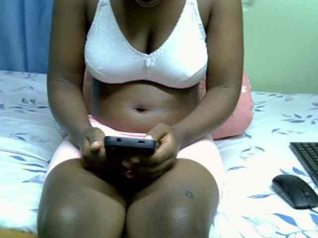Sexxyboobies23 webcam
