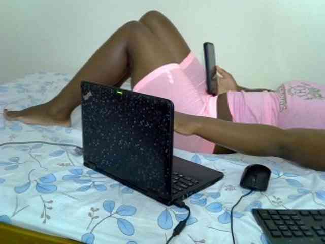 Sexxyboobies23 webcam