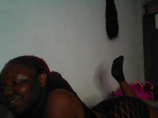 Cutequinebony's Live Webcam