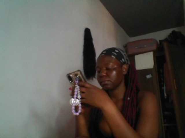 Cutequinebony