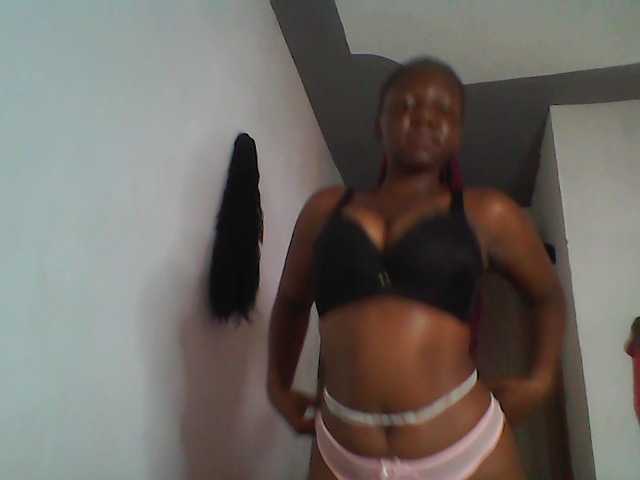 Cutequinebony