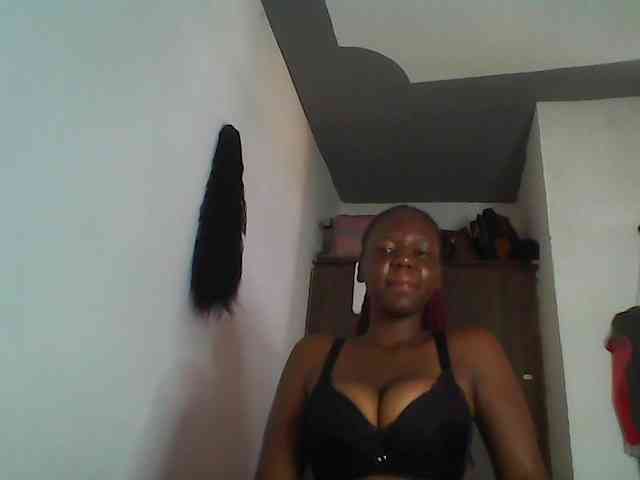Cutequinebony Cutequinebony