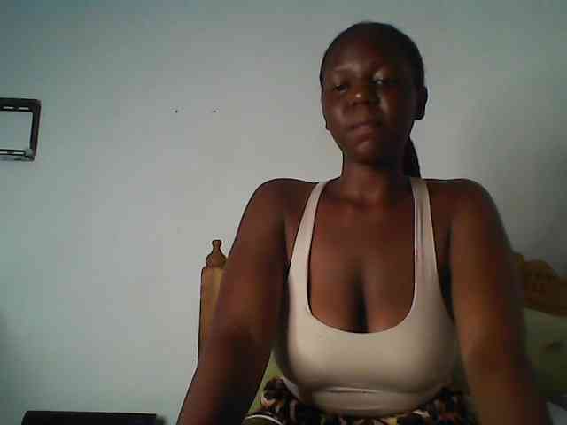 Cutequinebony webcam