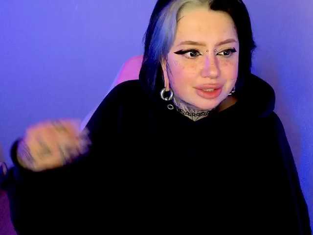 chibiis live sex show