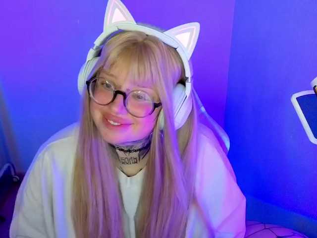 Chibiis live webcam show
