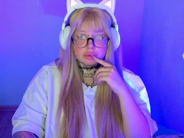 Chibiis live webcam show