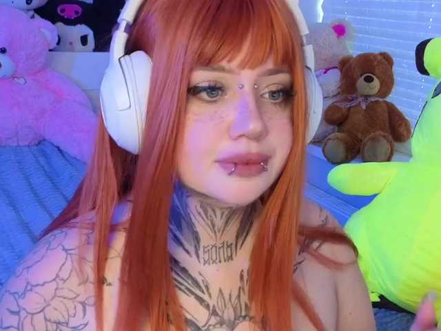 Chibiis live cam preview