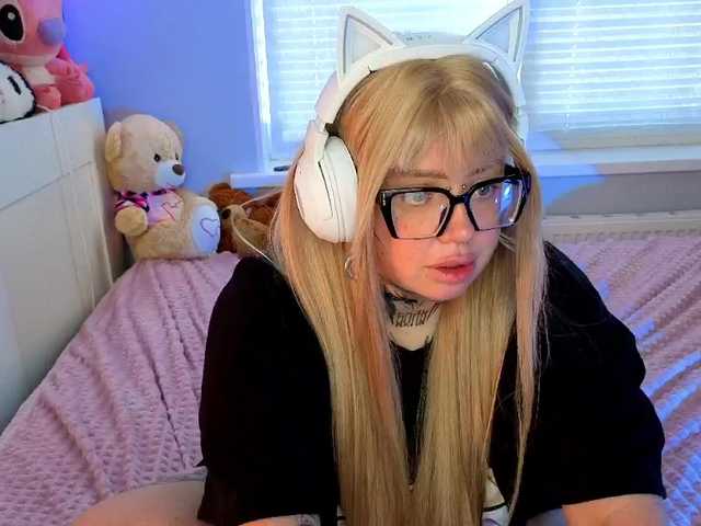 Chibiis live webcam show