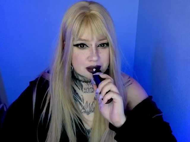 Chibiis live webcam show
