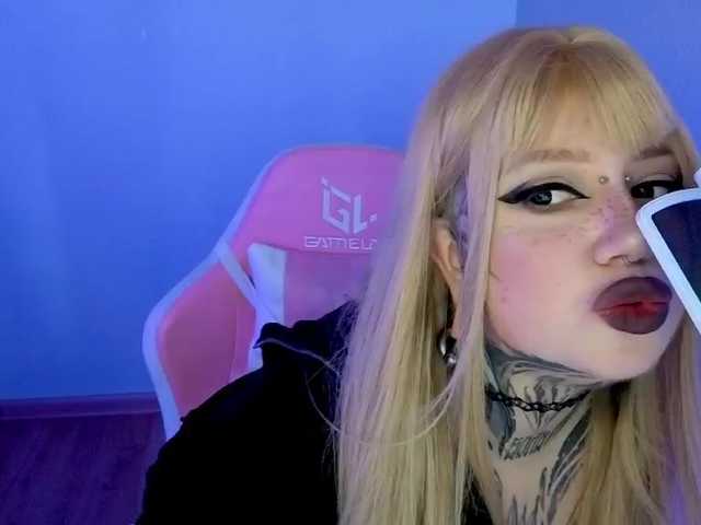 Chibiis live webcam show