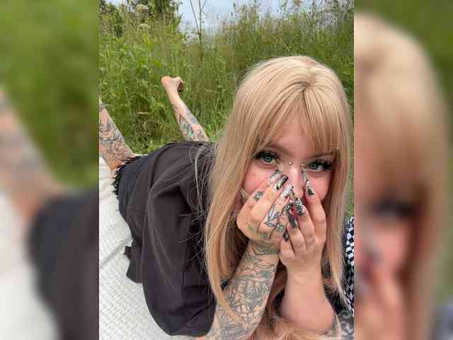 Chibiis Sex Cam Show
