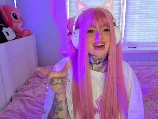 Chibiis Live Webcam on BongaCams