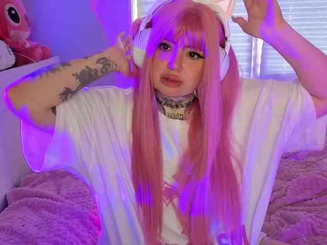 Chibiis Live Webcam on BongaCams