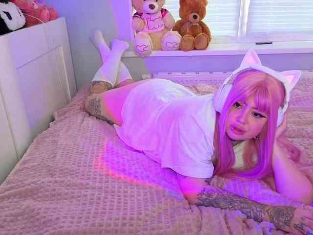 Chibiis Live Webcam on BongaCams