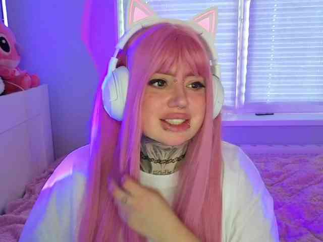 Chibiis Live Webcam on BongaCams
